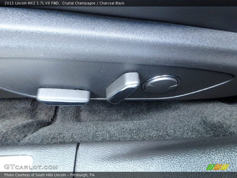 Crystal Champagne / Charcoal Black 2013 Lincoln MKZ 3.7L V6 FWD