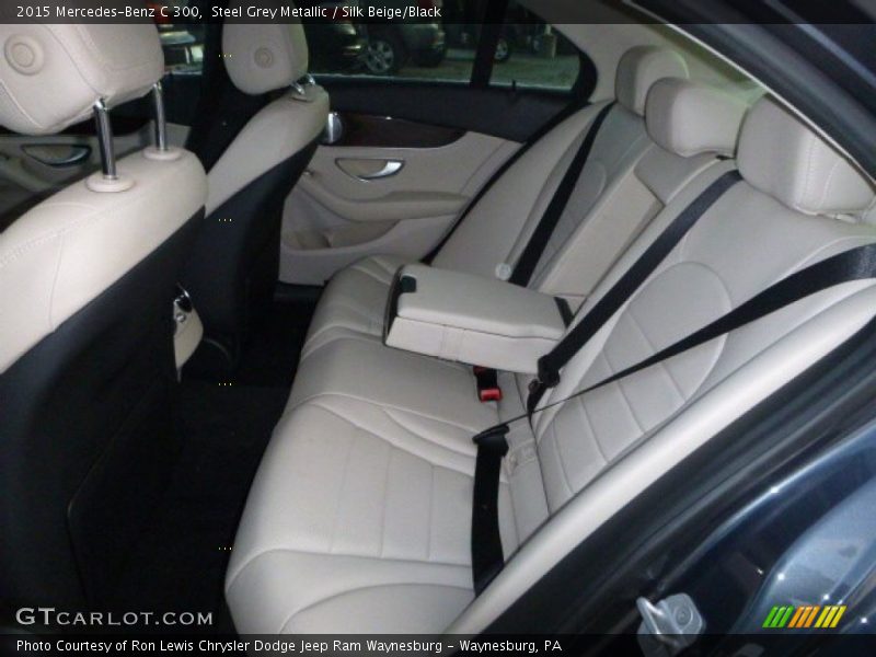 Steel Grey Metallic / Silk Beige/Black 2015 Mercedes-Benz C 300