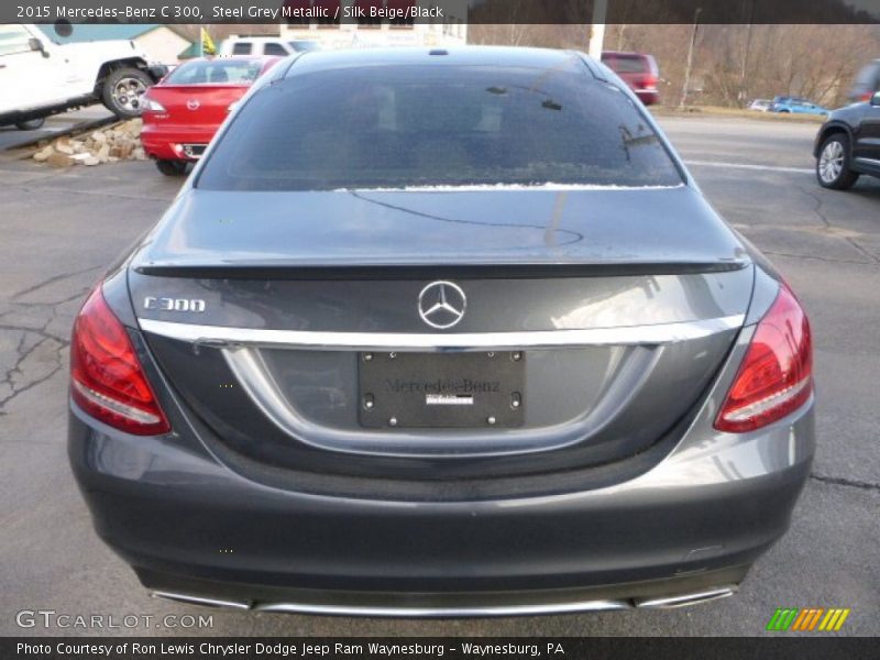 Steel Grey Metallic / Silk Beige/Black 2015 Mercedes-Benz C 300
