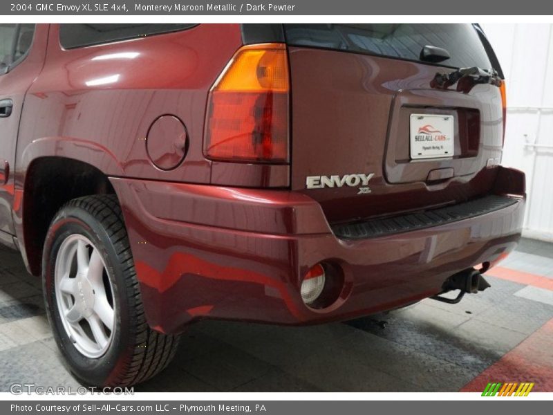 Monterey Maroon Metallic / Dark Pewter 2004 GMC Envoy XL SLE 4x4