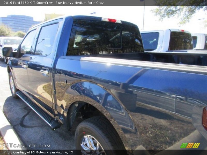 Blue Jeans / Medium Earth Gray 2016 Ford F150 XLT SuperCrew