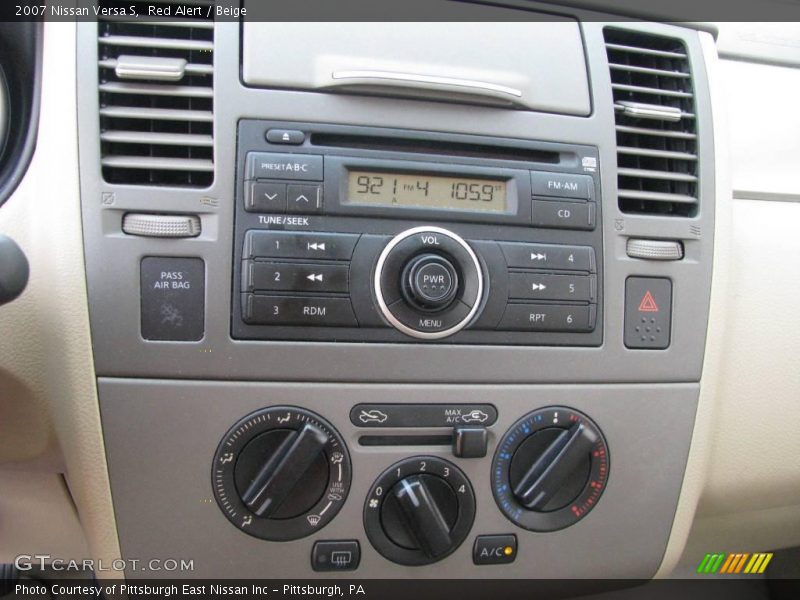 Red Alert / Beige 2007 Nissan Versa S