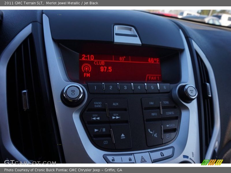 Merlot Jewel Metallic / Jet Black 2011 GMC Terrain SLT