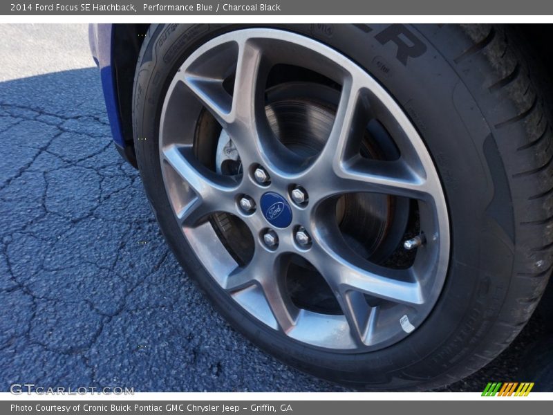 Performance Blue / Charcoal Black 2014 Ford Focus SE Hatchback