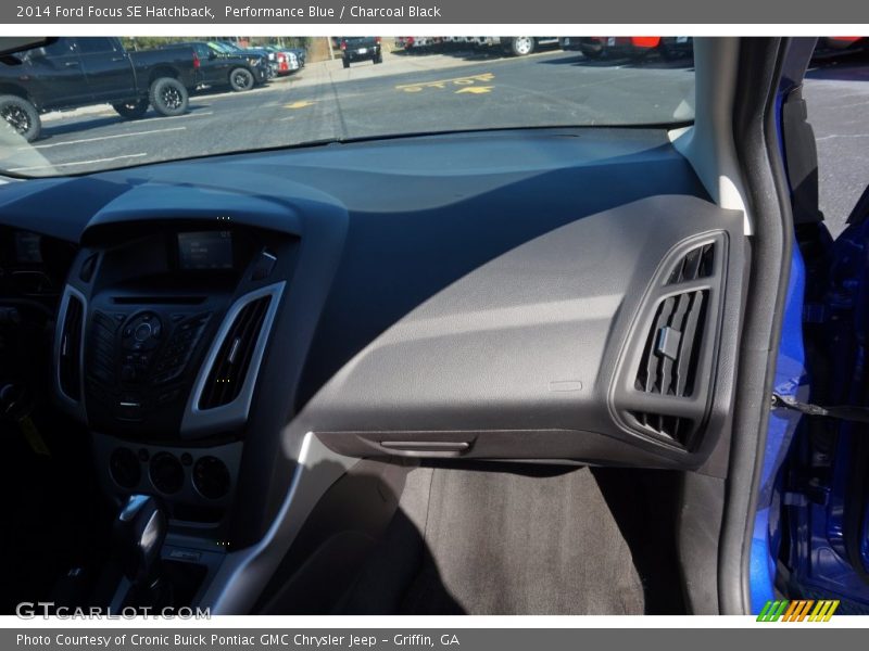 Performance Blue / Charcoal Black 2014 Ford Focus SE Hatchback