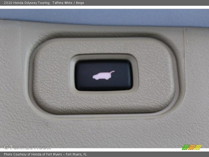 Taffeta White / Beige 2010 Honda Odyssey Touring
