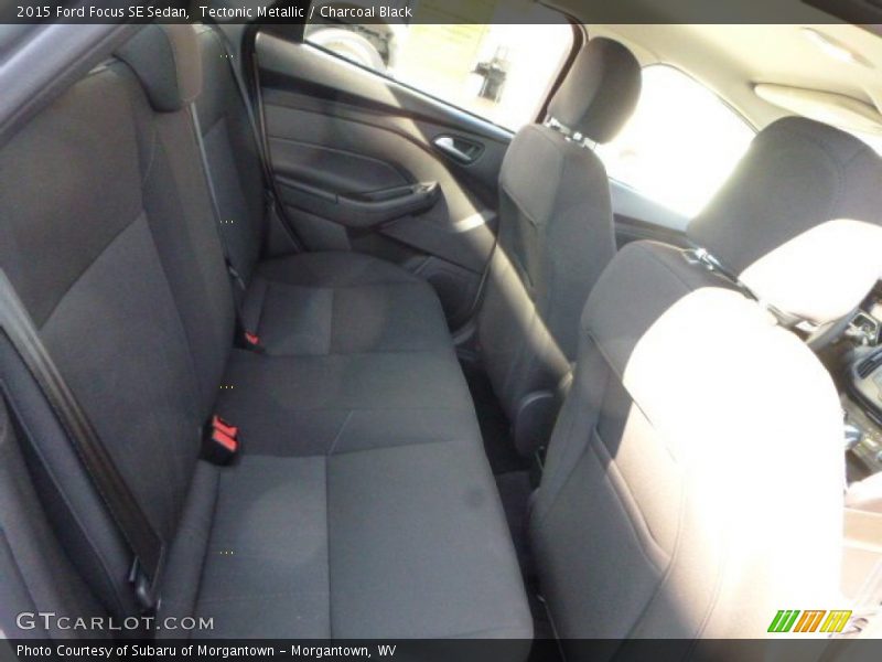 Tectonic Metallic / Charcoal Black 2015 Ford Focus SE Sedan
