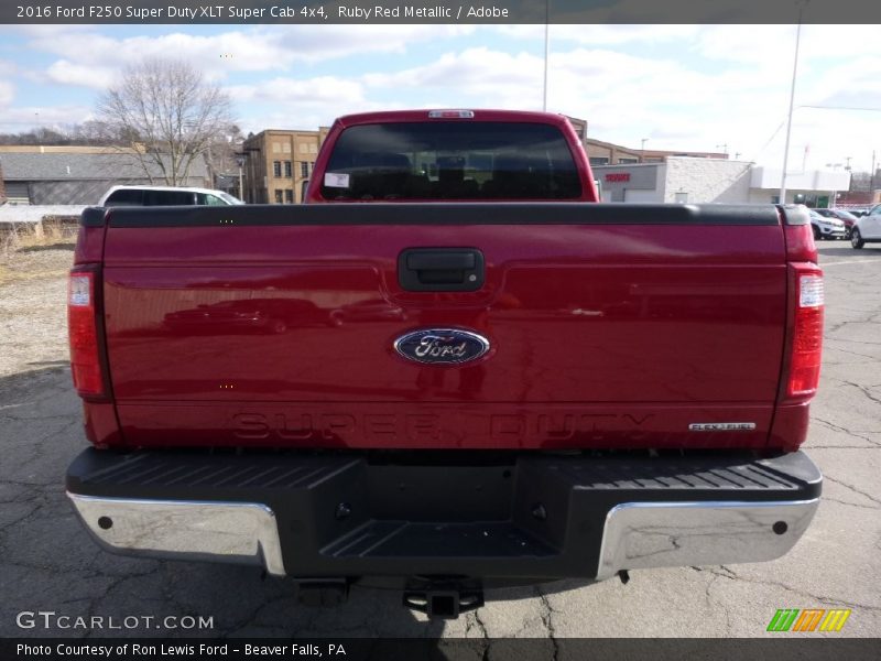 Ruby Red Metallic / Adobe 2016 Ford F250 Super Duty XLT Super Cab 4x4