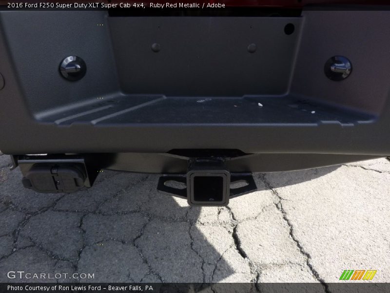 Ruby Red Metallic / Adobe 2016 Ford F250 Super Duty XLT Super Cab 4x4