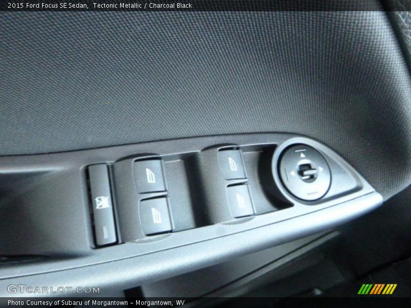 Tectonic Metallic / Charcoal Black 2015 Ford Focus SE Sedan
