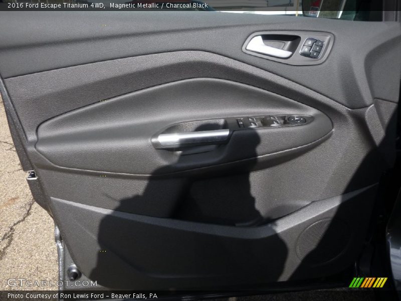Magnetic Metallic / Charcoal Black 2016 Ford Escape Titanium 4WD