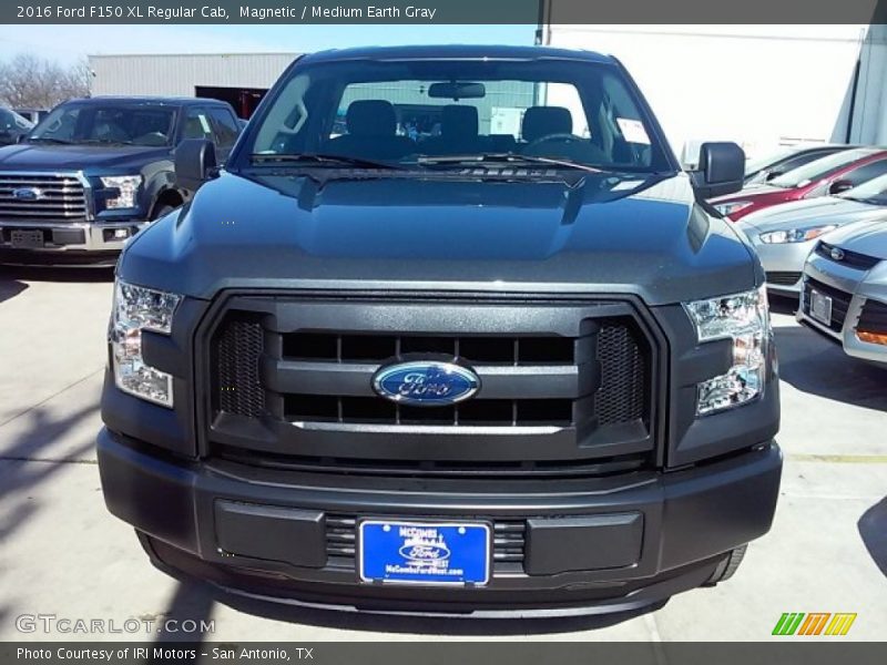Magnetic / Medium Earth Gray 2016 Ford F150 XL Regular Cab