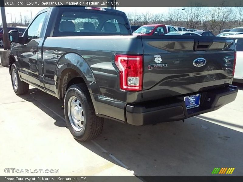 Magnetic / Medium Earth Gray 2016 Ford F150 XL Regular Cab