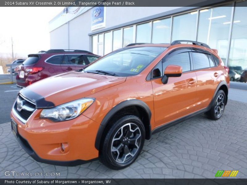 Front 3/4 View of 2014 XV Crosstrek 2.0i Limited