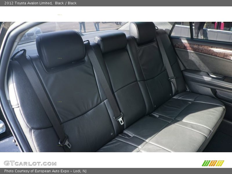 Black / Black 2012 Toyota Avalon Limited