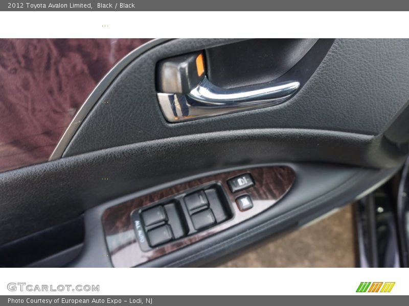 Black / Black 2012 Toyota Avalon Limited