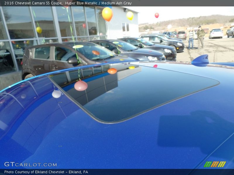 Hyper Blue Metallic / Medium Ash Gray 2016 Chevrolet Camaro SS Coupe