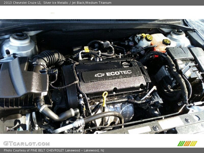 Silver Ice Metallic / Jet Black/Medium Titanium 2013 Chevrolet Cruze LS