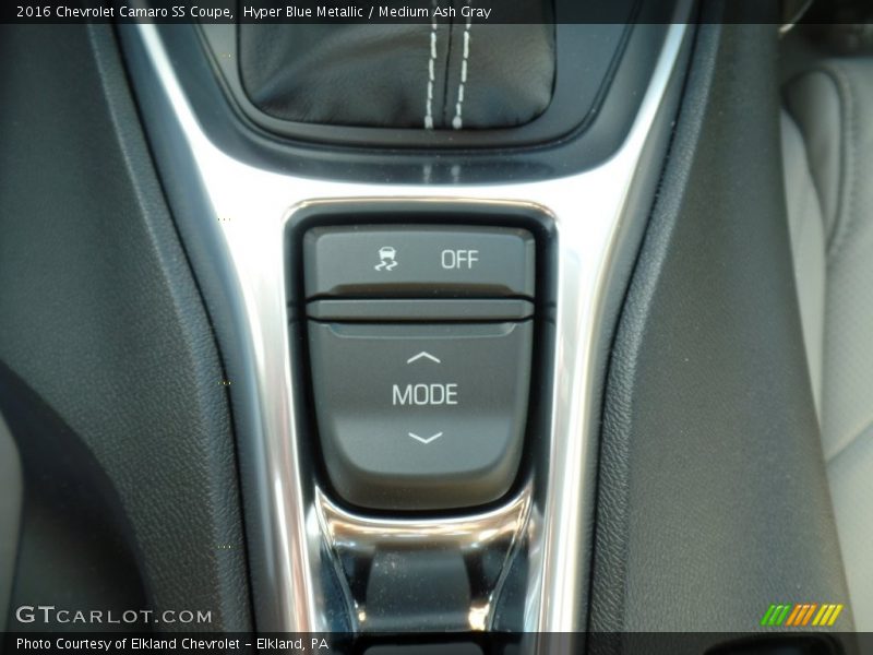Hyper Blue Metallic / Medium Ash Gray 2016 Chevrolet Camaro SS Coupe