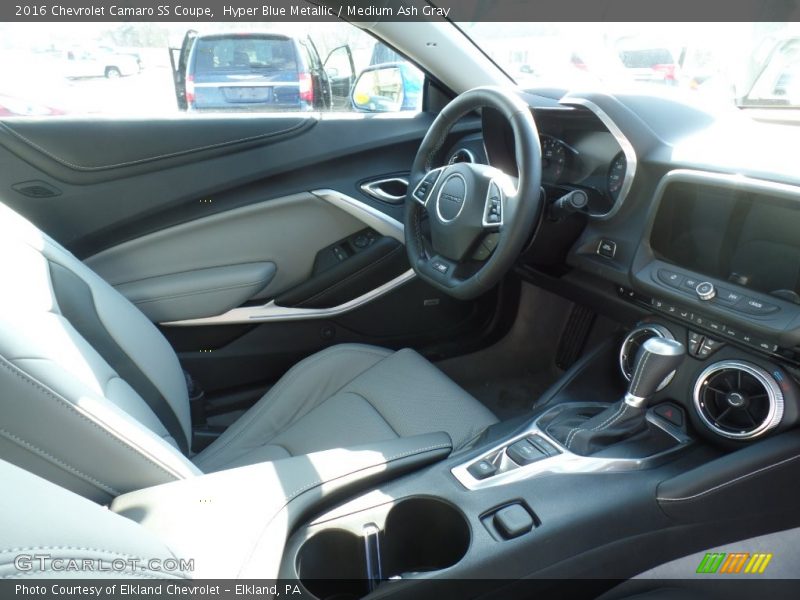 Hyper Blue Metallic / Medium Ash Gray 2016 Chevrolet Camaro SS Coupe