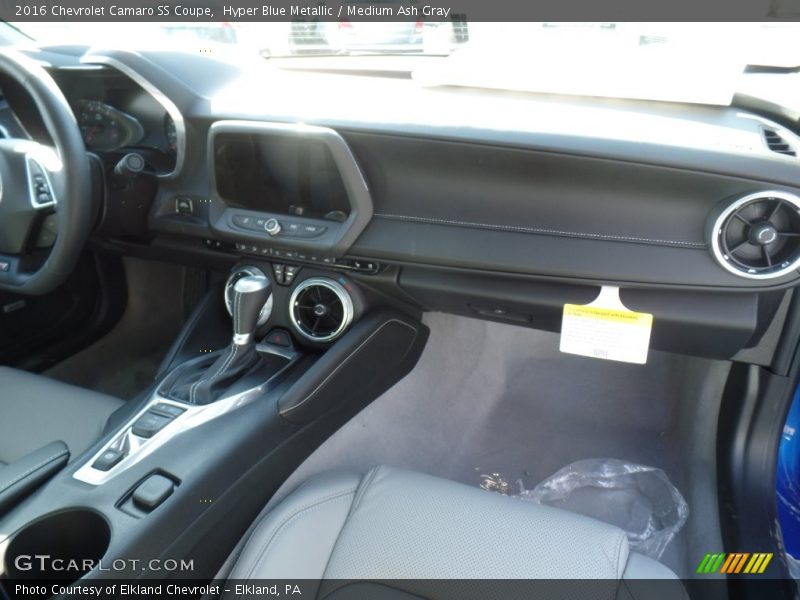 Hyper Blue Metallic / Medium Ash Gray 2016 Chevrolet Camaro SS Coupe