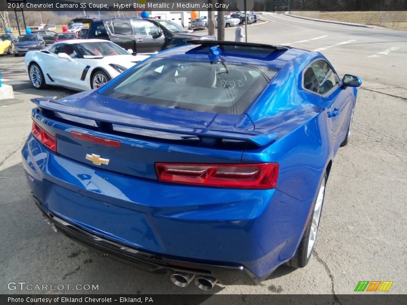 Hyper Blue Metallic / Medium Ash Gray 2016 Chevrolet Camaro SS Coupe