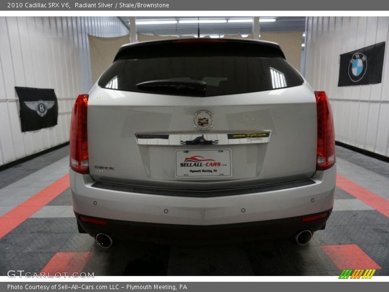 Radiant Silver / Shale/Brownstone 2010 Cadillac SRX V6