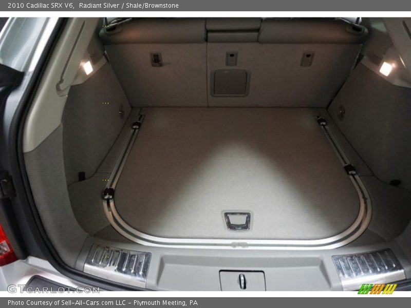 Radiant Silver / Shale/Brownstone 2010 Cadillac SRX V6