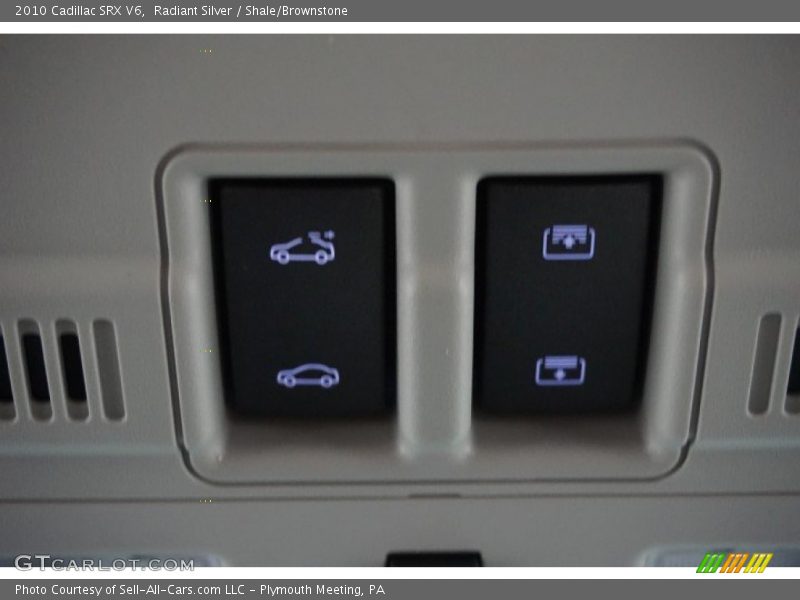 Radiant Silver / Shale/Brownstone 2010 Cadillac SRX V6