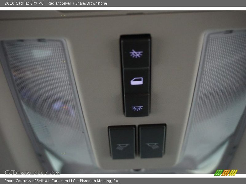 Radiant Silver / Shale/Brownstone 2010 Cadillac SRX V6