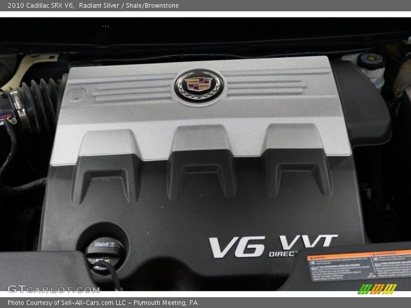 Radiant Silver / Shale/Brownstone 2010 Cadillac SRX V6