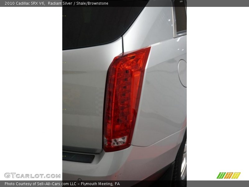 Radiant Silver / Shale/Brownstone 2010 Cadillac SRX V6