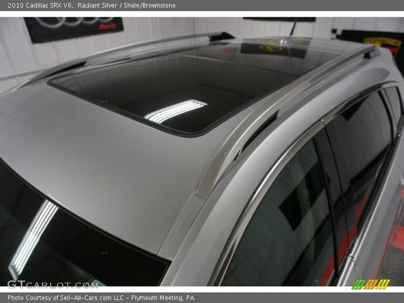 Radiant Silver / Shale/Brownstone 2010 Cadillac SRX V6