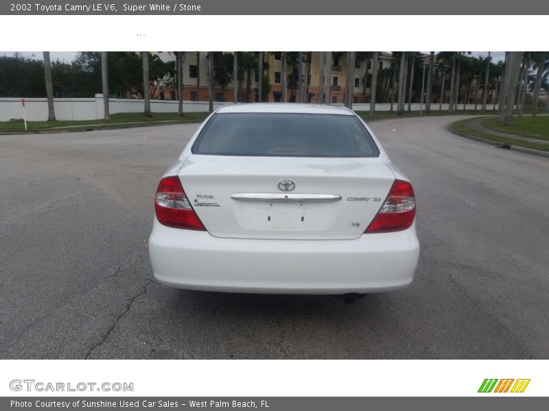 Super White / Stone 2002 Toyota Camry LE V6