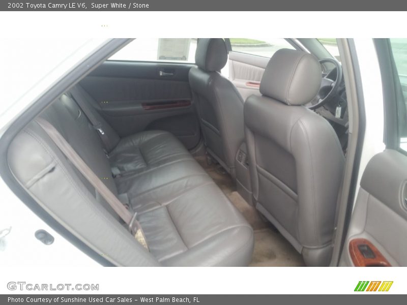 Super White / Stone 2002 Toyota Camry LE V6