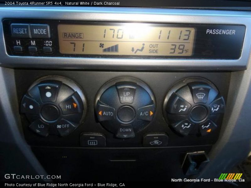 Natural White / Dark Charcoal 2004 Toyota 4Runner SR5 4x4