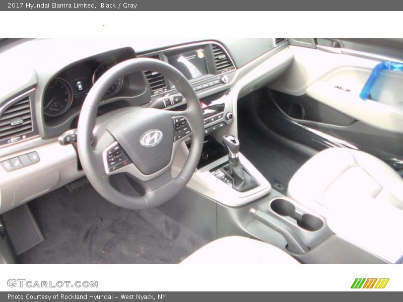 Black / Gray 2017 Hyundai Elantra Limited