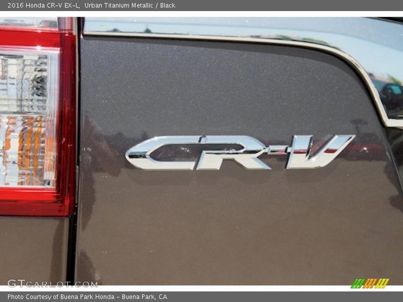 Urban Titanium Metallic / Black 2016 Honda CR-V EX-L