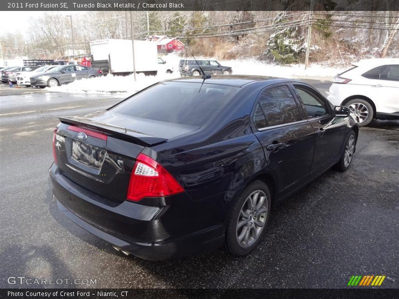 Tuxedo Black Metallic / Charcoal Black 2011 Ford Fusion SE