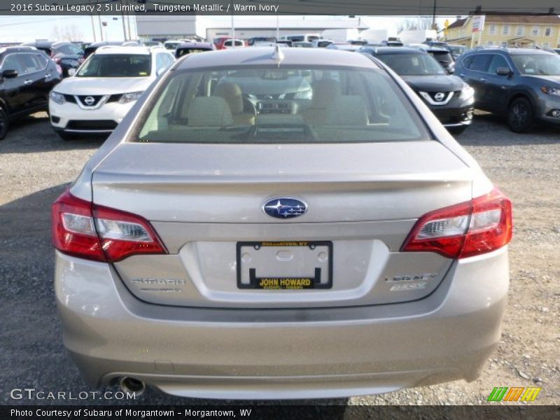 Tungsten Metallic / Warm Ivory 2016 Subaru Legacy 2.5i Limited