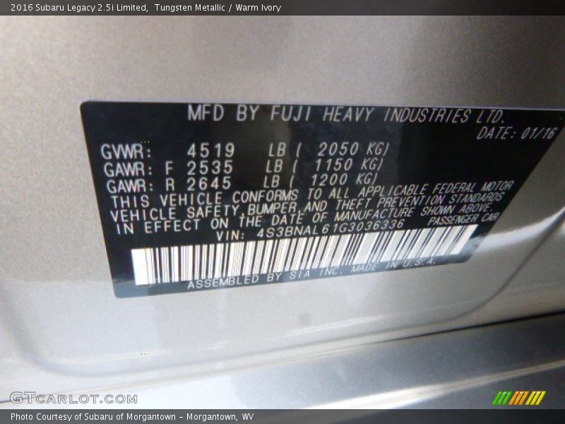 Tungsten Metallic / Warm Ivory 2016 Subaru Legacy 2.5i Limited