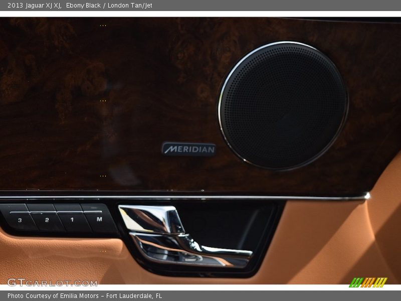 Ebony Black / London Tan/Jet 2013 Jaguar XJ XJ
