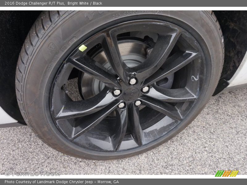 Bright White / Black 2016 Dodge Challenger R/T Plus