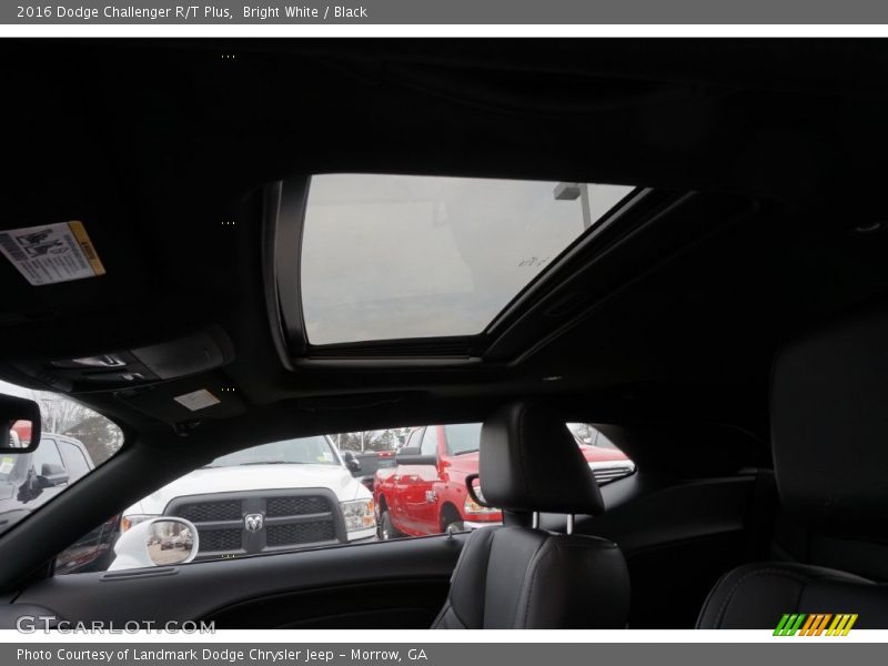 Bright White / Black 2016 Dodge Challenger R/T Plus