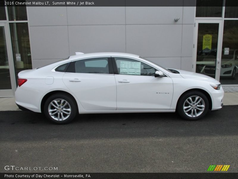 Summit White / Jet Black 2016 Chevrolet Malibu LT