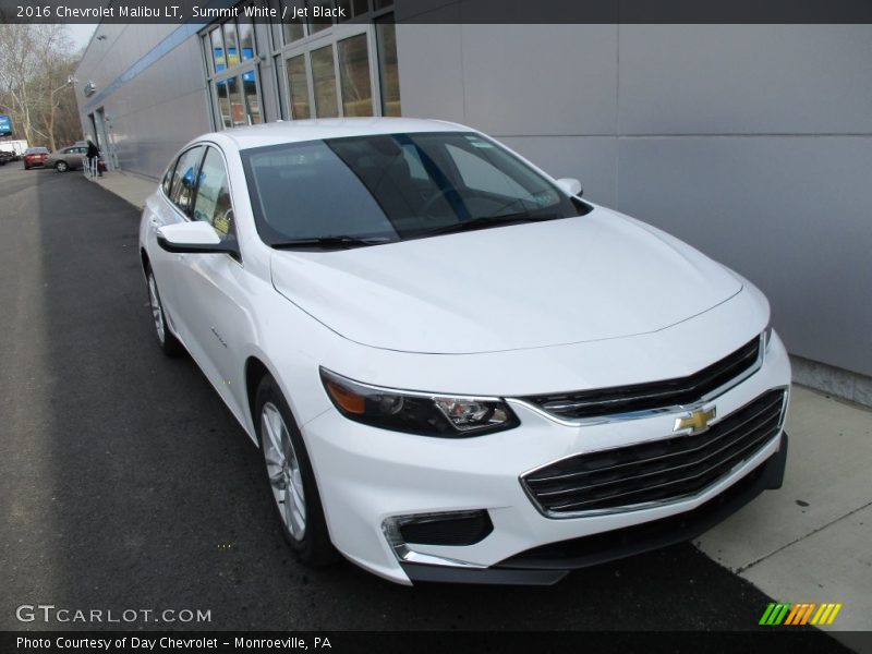Summit White / Jet Black 2016 Chevrolet Malibu LT