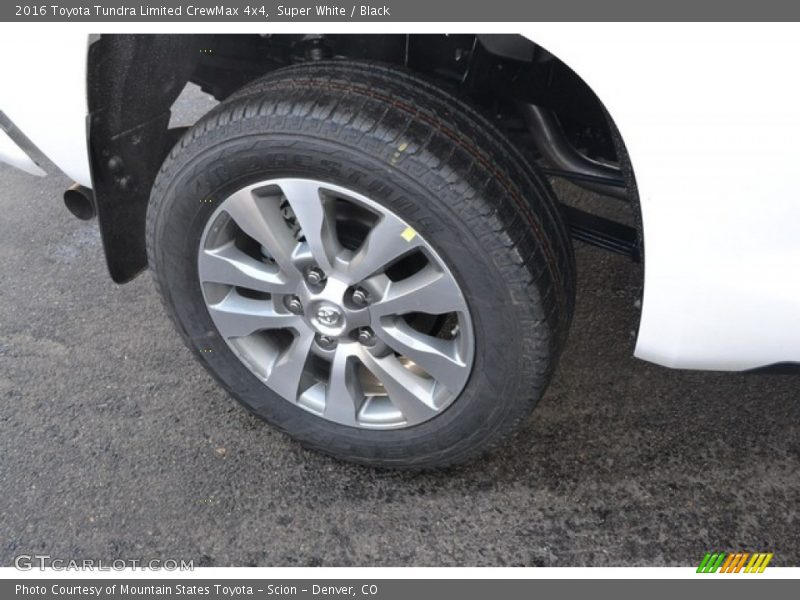 Super White / Black 2016 Toyota Tundra Limited CrewMax 4x4