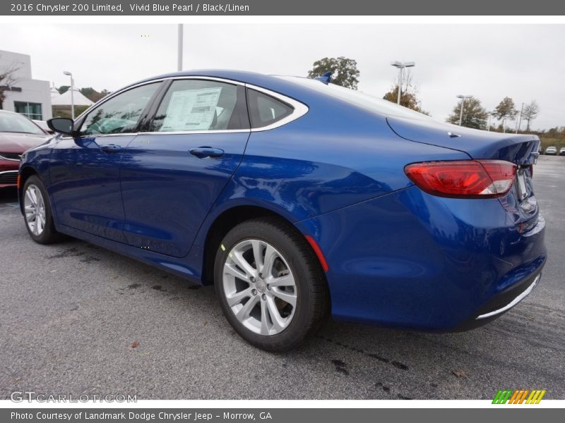 Vivid Blue Pearl / Black/Linen 2016 Chrysler 200 Limited