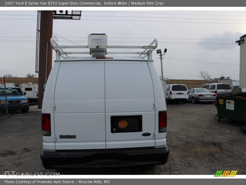 Oxford White / Medium Flint Grey 2007 Ford E Series Van E350 Super Duty Commercial