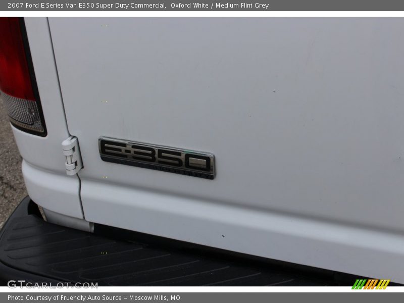 Oxford White / Medium Flint Grey 2007 Ford E Series Van E350 Super Duty Commercial
